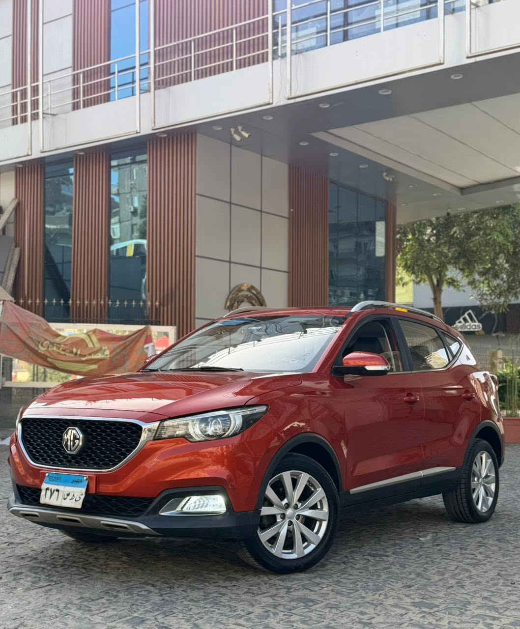 ام جي. MG. Zs.  2021 . فبريكا بالكامل comfort 🔝
01020232967
الفئه : comfort 🔝
فبريكا بالكامل من الداخل و من الخارج بدون اي ملحوظه 👌
عداد : 140,000km صيانات توكيل 📄
🔥 بمقدم. 250,000 Eltahan Auto Hub
حصري مع أقوى البنوك في مصر ⭐

🚗 لو بتدور على عربية مستعملة، الطحان أوتو هو اختيارك الصح:
- فحص كامل للعربيات والأوراق
- أنظمة تقسيط متنوعة مع أحسن عروض البنوك و الشركات
- أكبر تشكيلة سيارات مستعملة
- تقدر تكشف على عربيتك في أي مكان

📍 العنوان: 129 شارع عبد الحميد بدوي – أمام نادي الشمس، النزهة
 📞للتواصل:
 01002255574 - 01117017685
 01066603976 - 01000100409
01012374747 - 01098186243
01024449980 - 01020232967
01200090012


**إذا كنت صاحب هذا الإعلان وتريد حذفه لأي سبب، رجاءا أرسل رسالة إلى الدعم الفني**