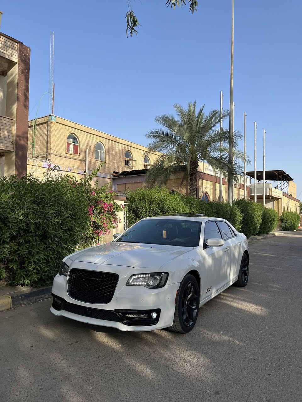 س 300 )أوباما( – فئة S سيارة  موديل 2021 بمواصفات عالية 1/1 المواصفات: ➖ وارد أمريكي ➖ بدون حادث  صور موجوده ➖ محرك V8 5700 ➖ مقاعد جلد أحمر ➖ مقاعد مع تدفئة + تبريد ➖ تحكم كهربائي بالمقاعد مع ذاكرة (ميموري) ➖ شاشة متعددة الوسائط ➖ كير ماوس ➖بردة خلفية رادار امامي.    دخول جديد رقم بغداد مكان البصرة تواصل📲***********
