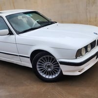 بي ام دبليو ٥٢٥ • موديل ١٩٩١ • جير عادي