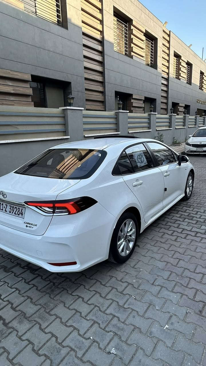 السلام عليكم

للبيع تويوتا كورلا هايبرد 

الشكل الخليجي 

🔸 موديل 2024 

ماشيه 25 الف 

✅ مكفوله من الصبغ والبارد والتبديل 

فقط رصعتين بسيطة موضحة بالصور

فول مواصفات 

كاعيات وسبير منازل 

سياره كلش جديده وبالعافية عالياخذها

السعر 143 

📍 مكان السياره بغداد حي الجهاد

***********
