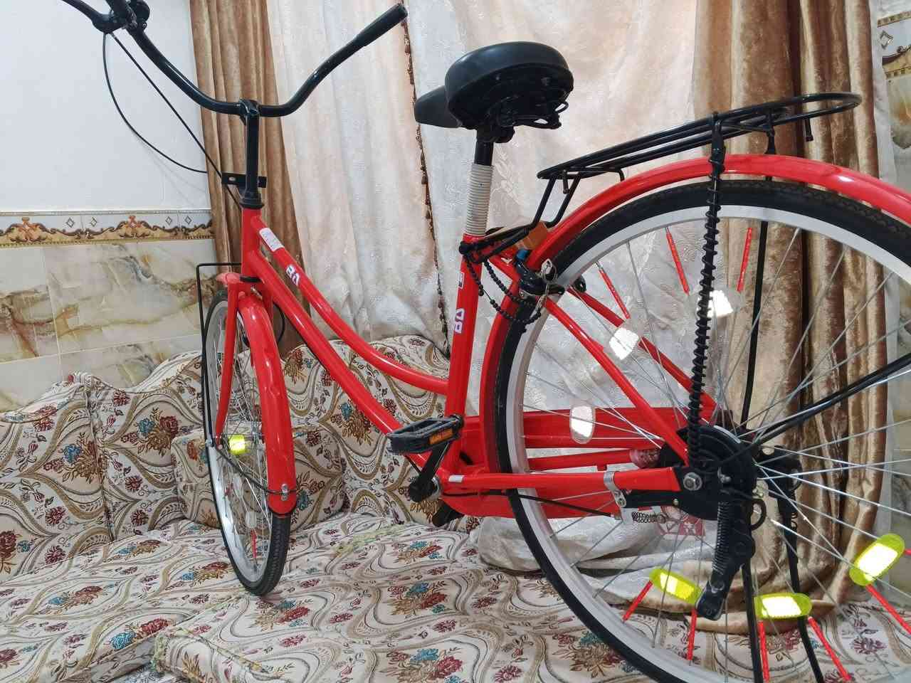 سيكل موديل 22 حجمه 26 نضيف كلش حاويه والله شاهد ما صالي اسبوع من اشتريته نضيف وما مستعمل هواي السعر 150 وبي مجال قليل مكاني سوق الشيوخ قرب شارع سيد جواد  للأستفسار يراسلني واتس ***********

