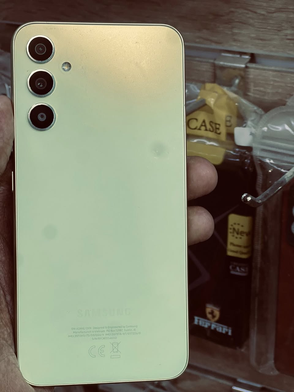 أي ٣٤ فايف جي
ذاكره١٢٨
رام ٨
جهاز شخط مايي شرط 
نضافه فول شرط 
أنطيك ضمان سبوع إذا بي شي يرجع عل محل 
السعر ١٥٥ 
***********
