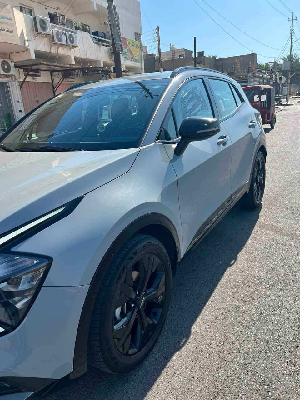 كيا سبورتج 2025👍🏻 السياره

مواصفات اللون إسمنتي 

ماشيه42

حساسات اماميه

حساسات خلفية

لايت زينون + LED

كشافات 

بك لايت LED

اريل نفكيتر 

مفتاح التشغيل بصمة

ابواب بصمه 

تدفئه كشنات 

تدفئه ستيرن

تشغيل عن بعد 

دشبول شاشة 

شاشة Apple Car play

كـامـيـرا خـلـفـيـة دوارة.

المقاعد جلد زيتوني وشمواه اسود مطعم 

مثبت السرعة Cruise

المودات والأوامر الصوتية

أوضاع القيادة  Drive Mode

فحص أنظمة السيارة 

حساسات ضغط اطارات  

شفتات مقود

قطعتين تبريد

هاند بريك بصمة 

ا ABS 

ا Auto Hold    أوتو هولد

ا ISO Fex        ايزو فكس

نظام مانع الانزلاق

نظام نزول المنحدرات

اشارة في المرايا الجانبية

مخرج منفذ الطاقة 

اسبير منازل لحد الان 

ا  Bluetooth 
طخه بسيطه مدخل الباب الخلفي موضحه بالصوره

السعر ٢٣٠ $$
وبيها مجال قليل

للاستفسار *********** 

مكاني دور حماد شهاب  الضباط قرب القوس بوب الشام
