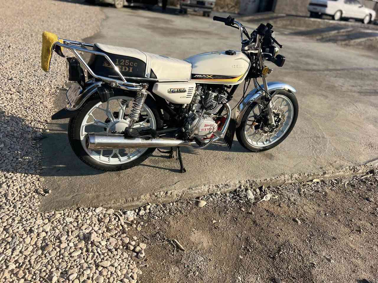 سلام عليكم سيفان موديل ٢٠٢٤درجه مكفوله
جديده حيل وسعر ٦٢٥ وبيه مجال 

المكان حله سياحي ***********
