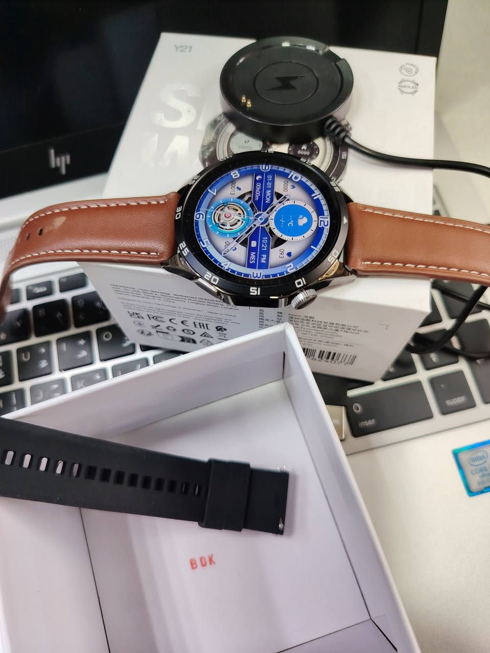 ساعه اصليه بيه واجهات اكثر من 10واجهات  اعله سعر ابيع
يوجد توصيل ***********
