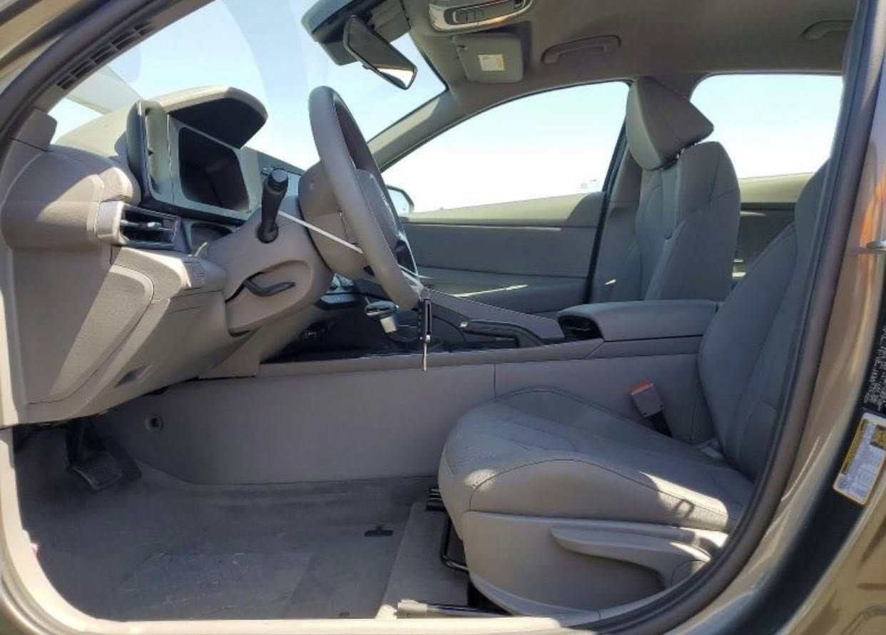 اعلان مزاد
بيع مباشر ب3,600 $$
تاريخ المزاد : 2026/6/10
 نوع السيارة: 2025 HYUNDAI ELANTRA SE 
 #يمكن_إدخالها_بكتاب_ذوي #الشهداء
#او_شحنها #إلى_الأمارات
#إقليم_كردستان 
#العقبة
#ام_قصر
📍 العنوان : الموصل حي الوحده الشارع العام قرب دائرة اللجان الطبية 
📞 : ***********
📞 : *********** + واتساب 
#مزاد_الامين_للسيارات_الامريكية_
