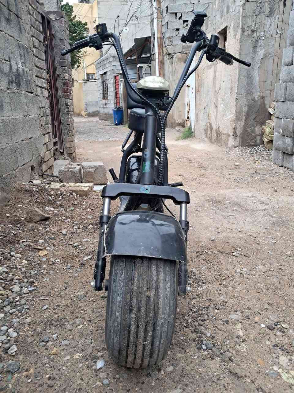 السلام عليكم دراجه شحن هارلي خمس بطاريات وسط هسه مبدلات جديدات ما صار لهن اسبوع السعر 650 وبي مجال اتصل وسهله وتدلل المكان جسر ديالى شارع تويثه الرقم ***********
