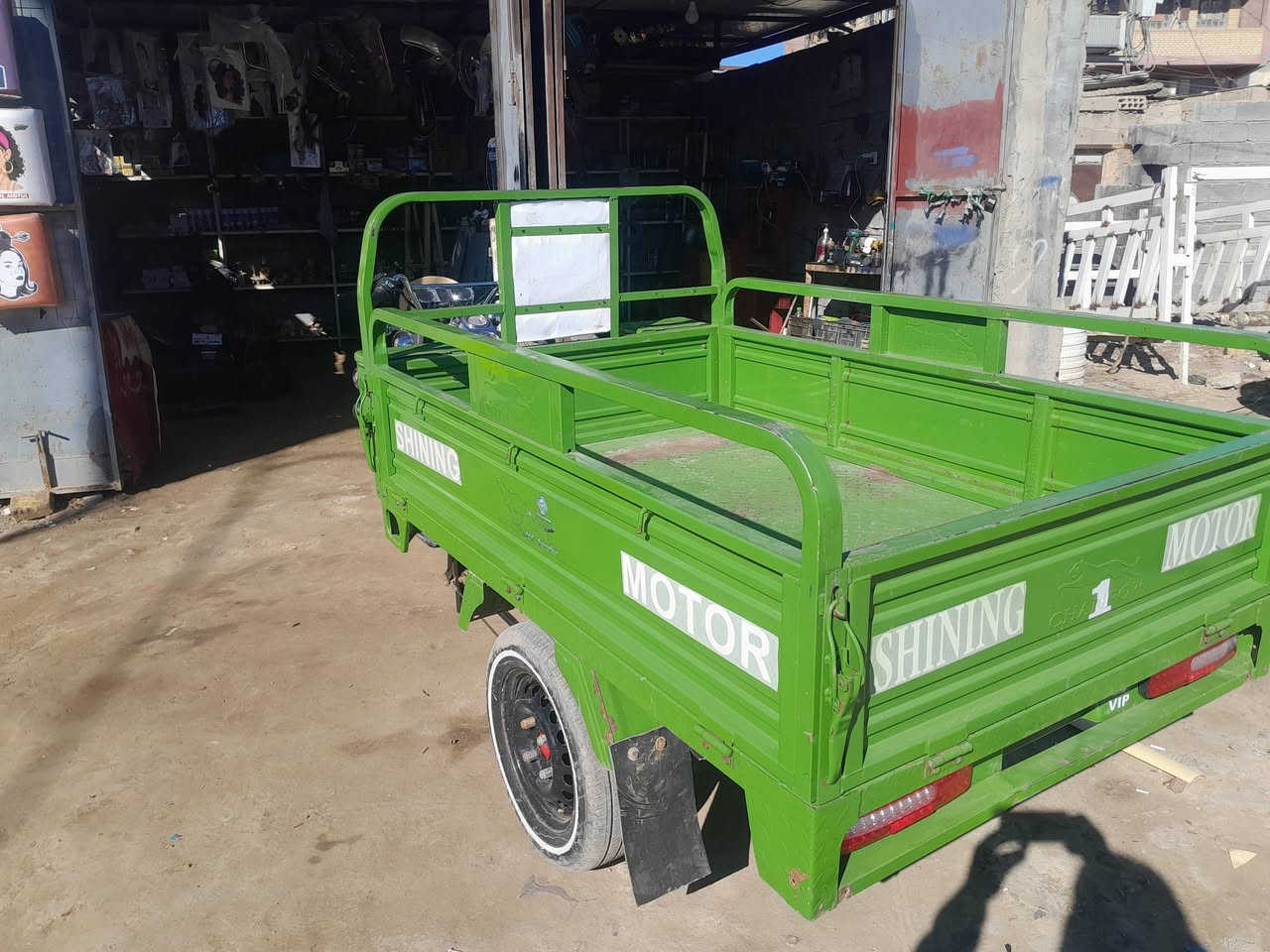 ستوته للبيع ٢٣ معرض بلال مكان سده الهنديه ***********
