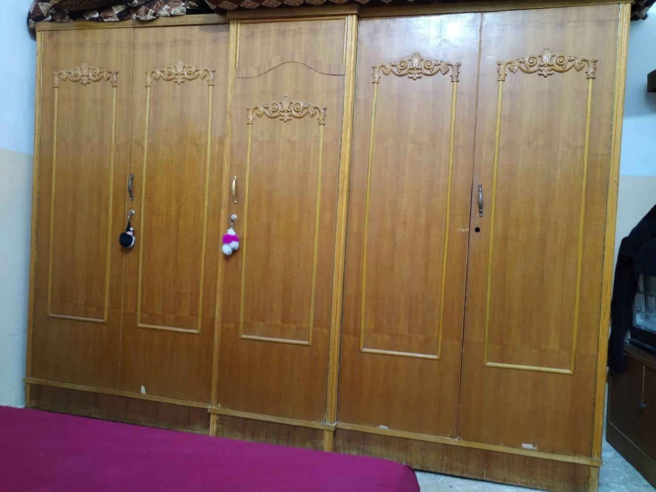 اخوان سلام عليكم
جديد
غرفه النوم للبيع سعره ٥٠٠
***********
