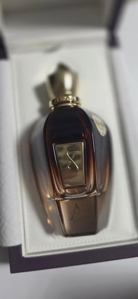 مزاد عطور • عطور أصلية • ثبات قوي