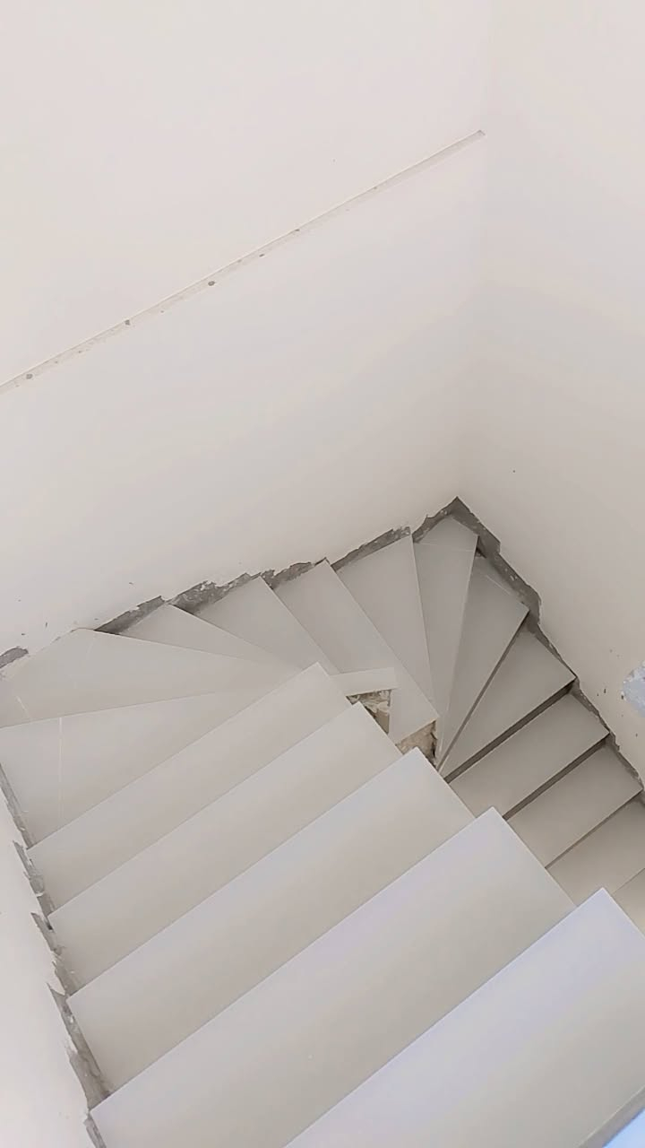 خلفه سراميك متفرغ حالني
مكان البصره وسعر مناسب  
‏‪***********‬‏
