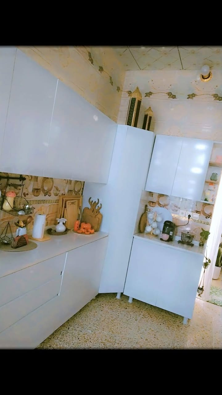 اربع متر  حطاطه  داخله خشب pdf.  الفلوجه  *********** السعر٧٠٠
