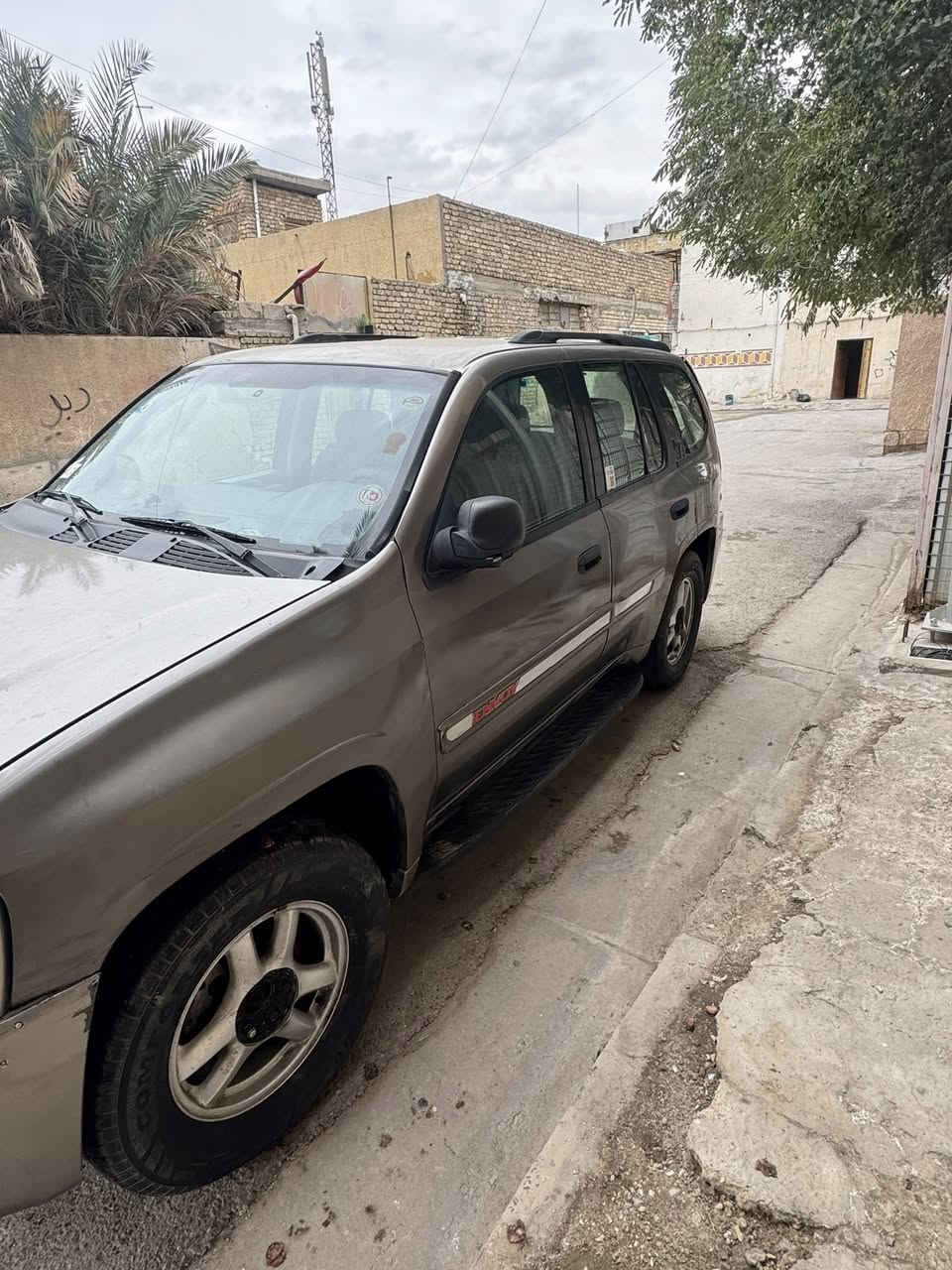 سلام عليكم 
للبيع جمسي موديل 2003 سنوية جديدة ال 2030تحويل ثاني يوم  
مكينه تحوير  بطة سياره حلوه مال بيت بيها بعض النقوصات السعر ٨٥
العنوان مدينة الصدر 
الهاتف /***********
