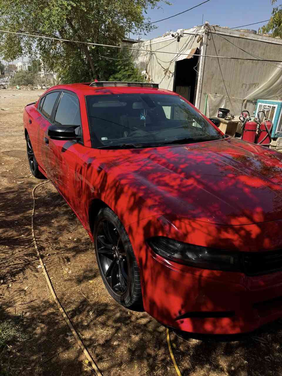 جارجر 2018 SXT فول السياره كلين تايتل
السياره حلوه ونظيفه بيها مكانين بارد ناعمات

المواصفات
سلايد
تشغيل عن بعد
كشن كهرباء
كشنات امامي تدفئه
عداد 260 
حساس خلفي
ماشيه116  قابل للزياده
اللون احمر طماطي
السياره رقم اربيل بسمي مداور ثاني يوم 

مكان السياره الديوانيه 

السعر 235

الخاص مقفول 
الشراي يتصل *********** واتساب مفتوح
