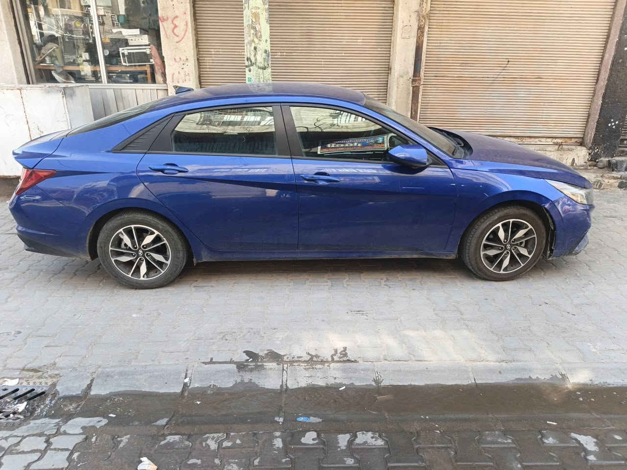 سلام عليكم شباب النتره البيع موديل 2021 سياره بصمه سعر 128 وبيه مجال شي بصيط ***********
