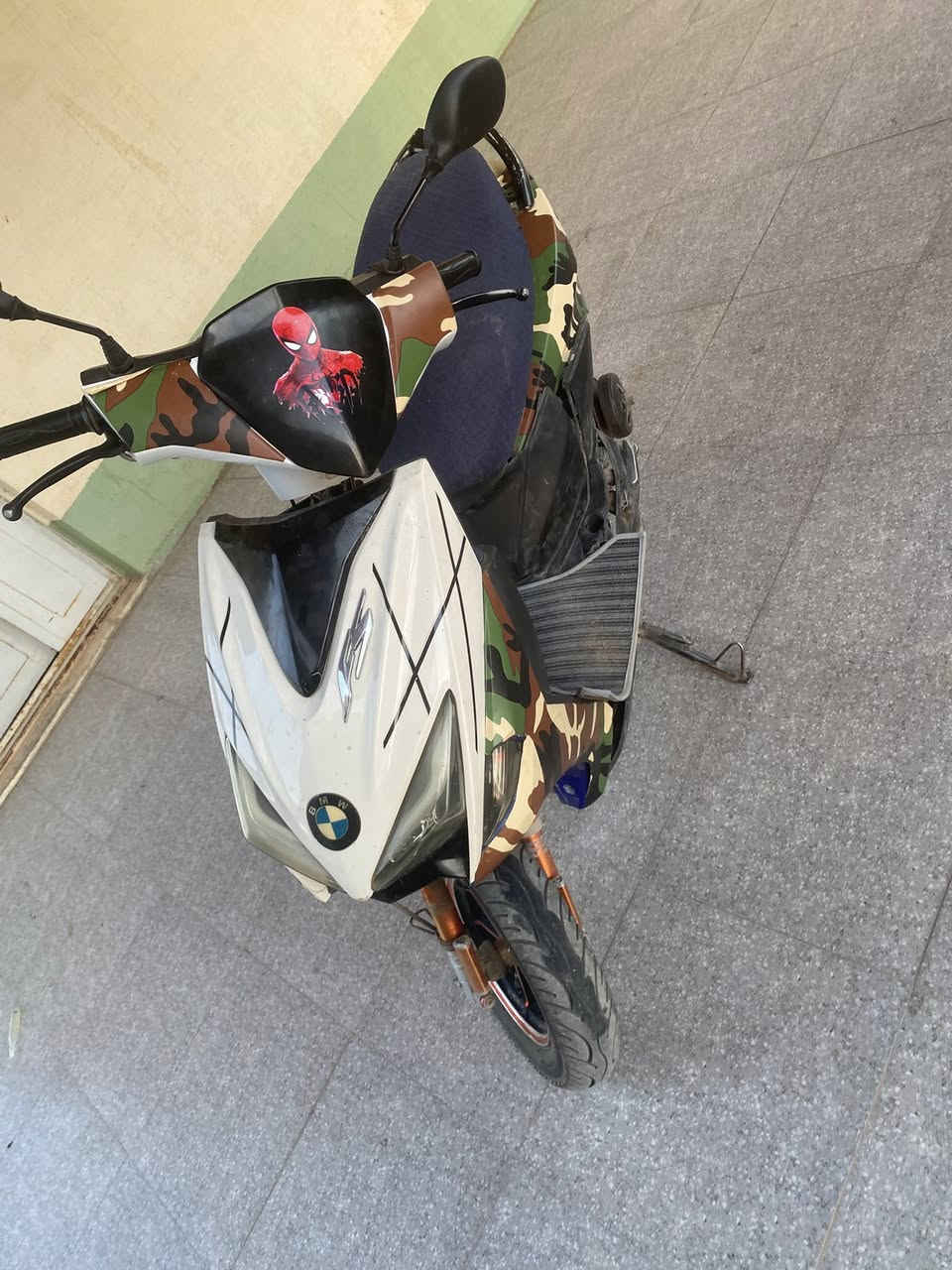 موطور رص أف اس شغال كهربائيات كلها شغاله نكره صلف سعر300وبي مجال العنوان رمادي طوي رقم بي وتساب ***********
