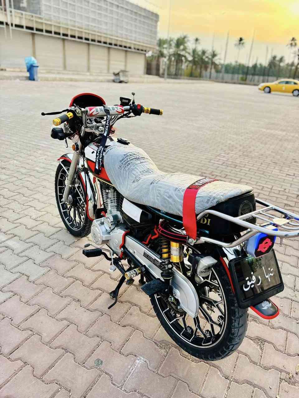 سلام عليكم مراوس نامي برو هونزدا
موديل 2025
محرك 200
ماشي 5000
كامل اي نقص مايي
فقط ويل خلفي بي ضربه 
***********
