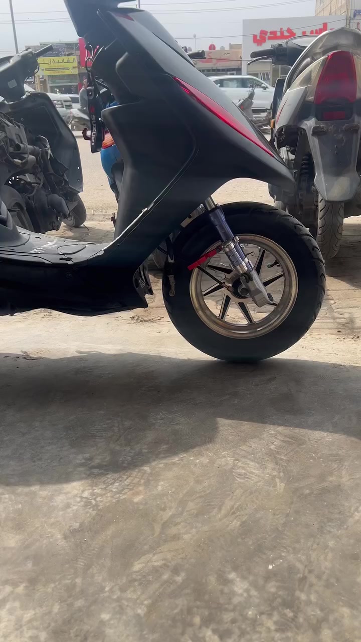 سلام عليكم ماكس للبيع بوشه 55 تجفيت جديد
دراجه مال جناي كامله من كلشي سلف لايت اشاير هورن كيلو متر طوافه كله شغال  وبيه هواي غراض تزويد دراجه حلوه مرتبه على ايدي ما متعبه

السعر 600 وبيه مجال للشراي مو شراي لا تعبني 

رقم *********** مكاني نجف حي العسكري شارع الادله
