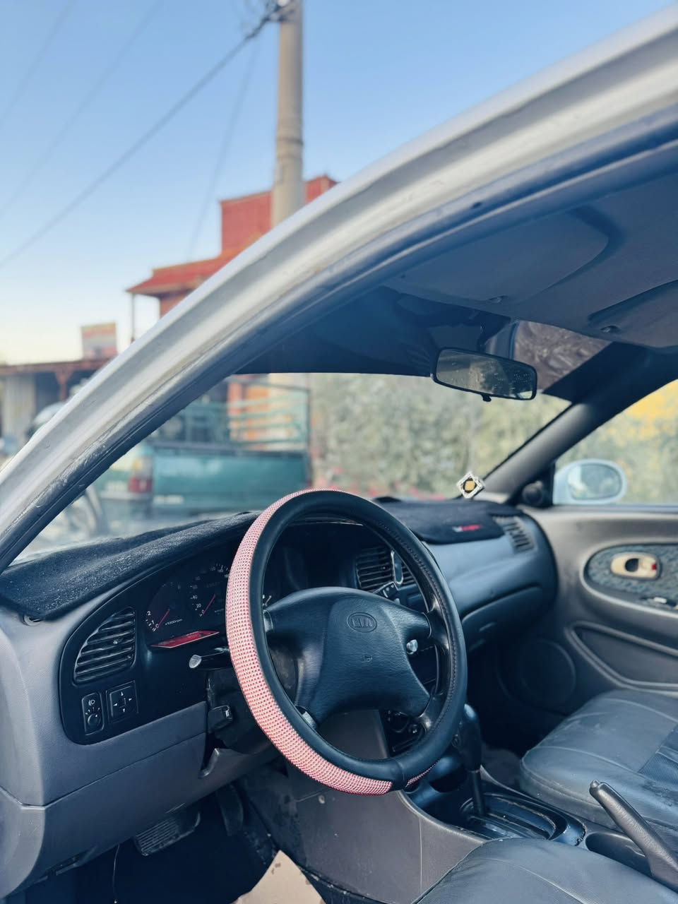 من بعد الصلاة علنبي الي بدور ع نضيف يرن 
سياره كيا تو (2) للبيع قير تمتك راكب قبل اربع سبوعين كفالته لسا معه فحص  
مكيف شغال دفايه نار 
قزاز كهربا كله شغال 
مرخصه سنه  
تابلو وكاله 
سنتر كامل  
موديل 1997
قير تمتك فحص  
ماتور 15 cc دبل فحص يعطي 60
غرفه نظيفة تبعت الشركه 
جنط وكوشوك نظيف   
بطاريه جديده كفالتها شغاله 
فحصهاا ثنين جيد و قصعات     
السياره موجوده بعجلون 
والله يبارك لصاحب النصيب 
للاستفسار ع رقم 
0779430343 
 0778091542
محمد عنيزات


**إذا كنت صاحب هذا الإعلان وتريد حذفه لأي سبب، رجاءا أرسل رسالة إلى الدعم الفني**