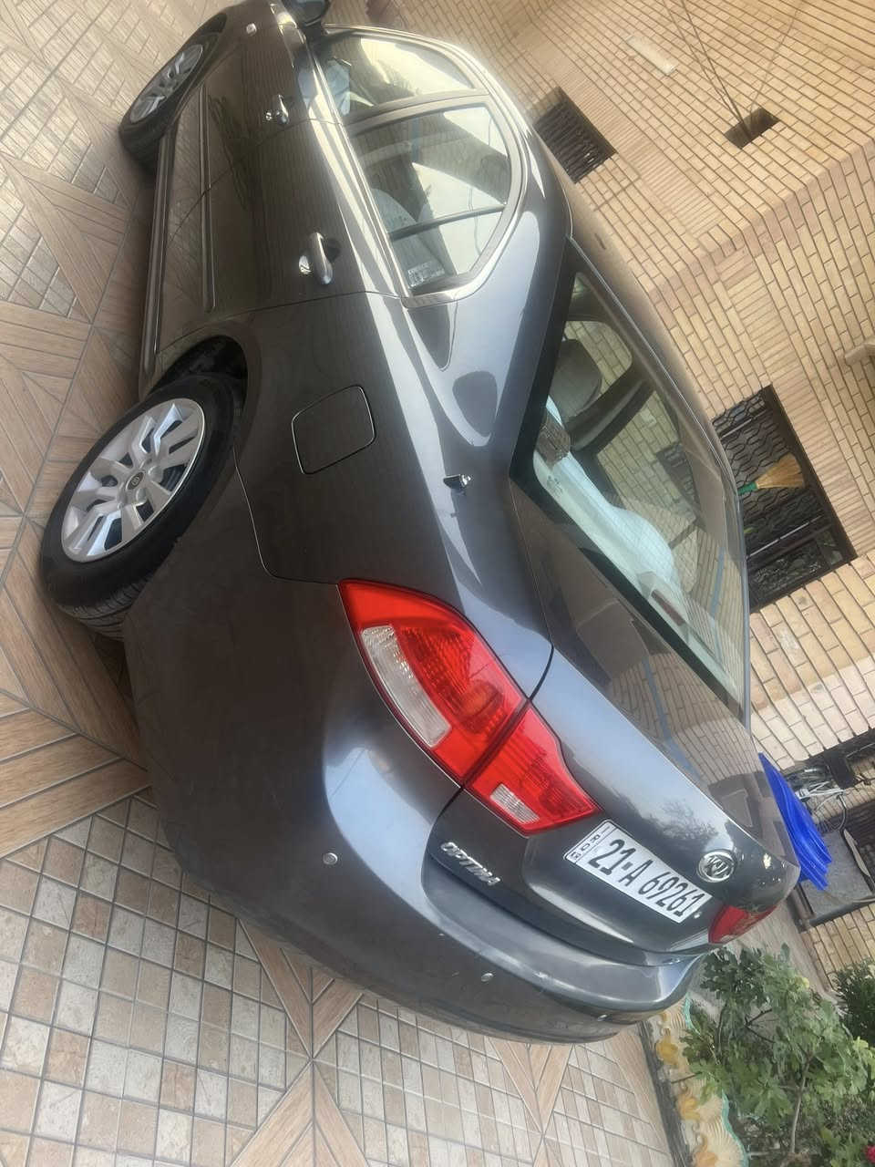 السلام عليكم كيا اوبتما 2010 خليجيه كفاله عامه من فتح بارد تبديل تكحيل رصعات  اخوان لوك السياره تخم تاير جديد سنويه 30 هزه براد 26 ماشيه 162 kمتر كلها بالشرط والفحص خلاف الكلام تنزل 10 ورقه 
المكان ديالى شرط التحويل اووكاله
***********
