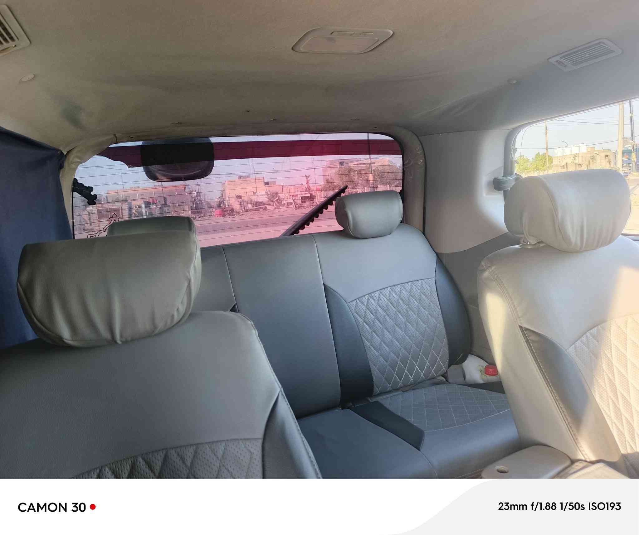 ستاركس 2009مسكر اصل كير اوتو 
بيها صبغ احزام جماليه وضربه بالمدكر الايمن بدون تصليح ع وضعه السعر 
135

***********
