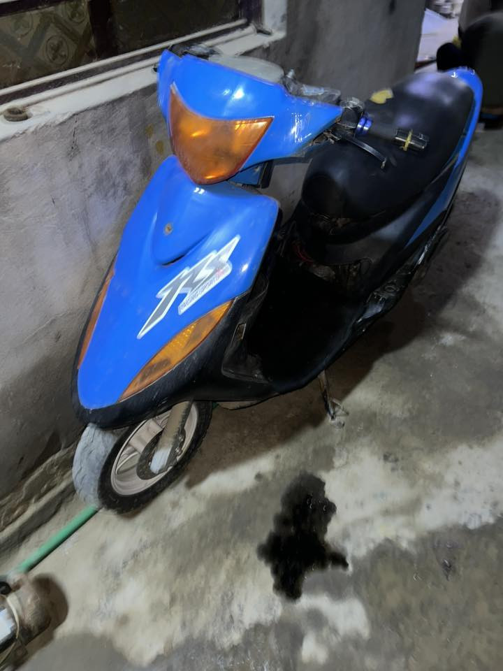 سلام عليكم دراجتين ماكس عدله وسكنس فحل
شغالات بس متروكات فتره مكاني بغداد قرب بسمايه 
سعر350 ***********
