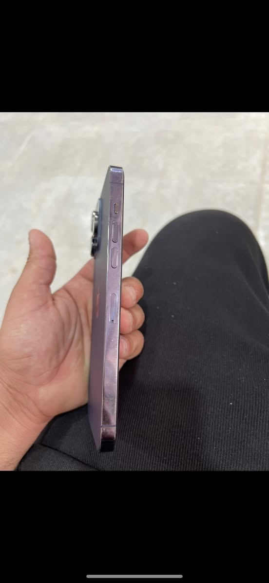 سلام عليكم  ايفون 14برو ماكس ذ256
شرق اوسط بطاريه 77طالع خط  بل شاشه مثل ما موضح امامكم  الجهاز مكفول من التصليح ومن التبديل ال شي السعر 575 مكاني حله الاستفار ***********
