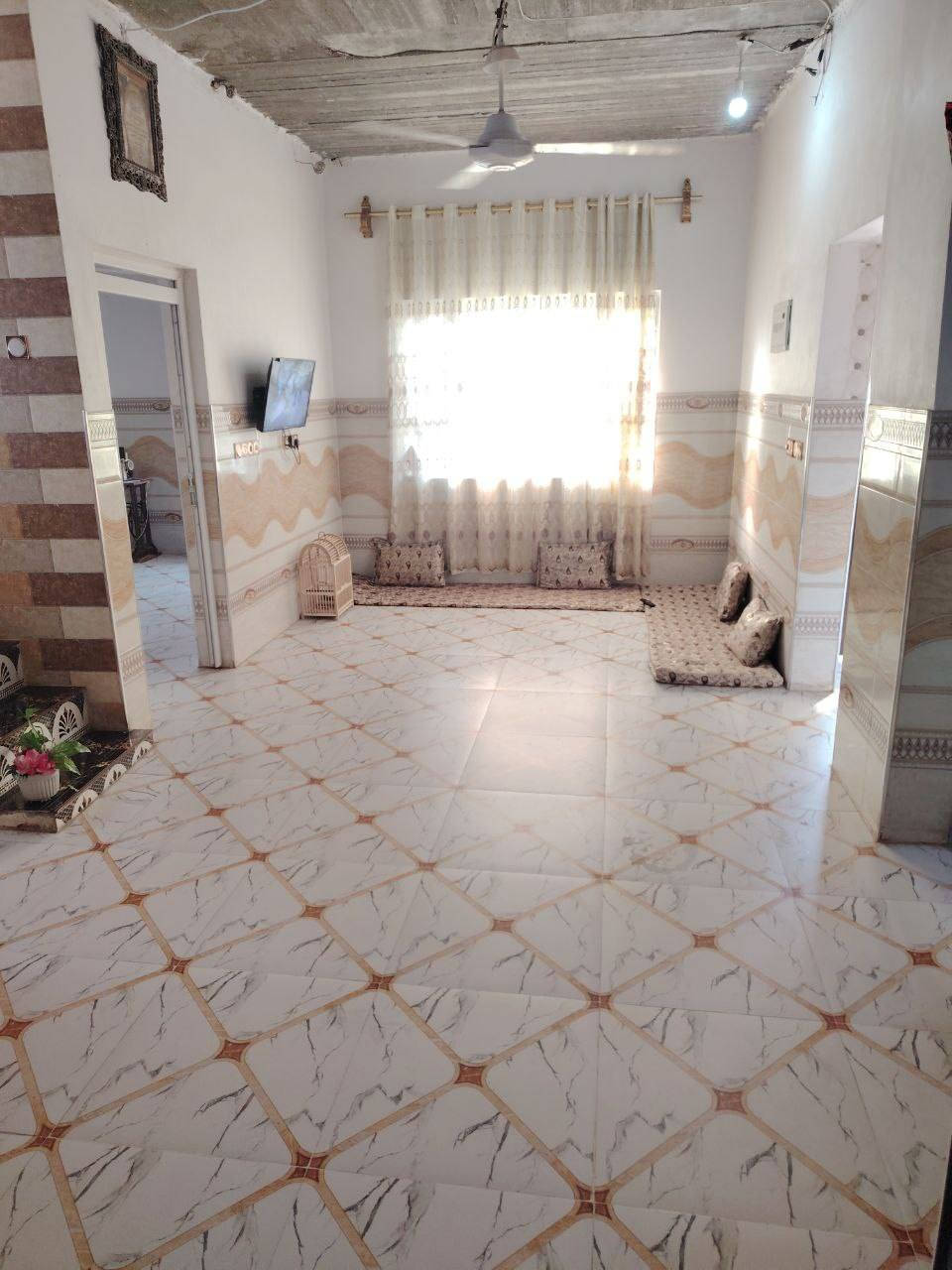 بيت للبيع في حي صدام 🏠
مساحة120م واجهة 10م
موقع البيت مدخل الثاني قرب 🕌جامع راحه المؤمن🕌
خدمات كامله ماء + كهرباء + تبليط جديد ☑️
طابق واحد بناء حديث 
 استقبال + هول + مطبخ + مشتملات + غرفتين نوم
السند طابو ملك صرف  ✅

رقم الموبايل 👇🏻  

*********** / كورك 📞
*********** / اسيا 📞
