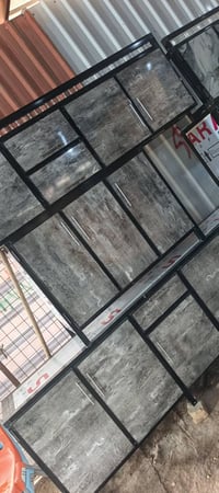 يوجد لدينا جميع الاثاث المنزلي الجديد ولمستعمل غرف النوم التركي ولعراق...