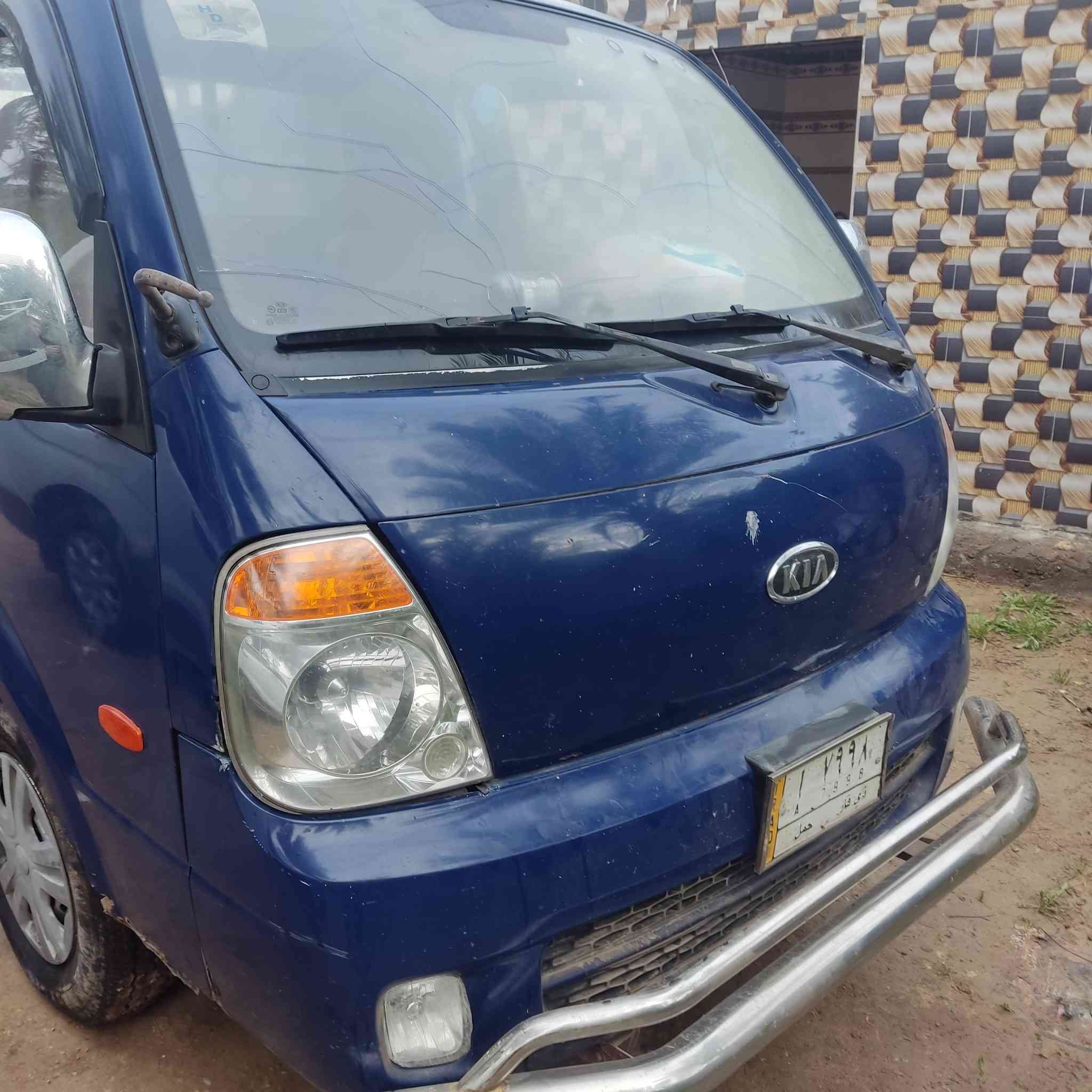 كيه حمل موديل 11 مسكر مكفول اصوليات شاصي كير محرك باتري اكسن حداديه كله جديد جاهزه  للعمل  تحويل في اي وقت سعره 110 بيه مجال للشراي رقم تلفون ***********
