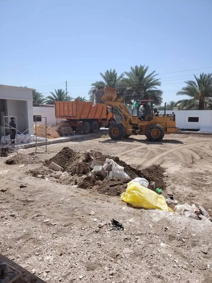 سلام عليكم  /  يوجد كادر عمل جاهز /  تصعيد مواد /  تنضيف بيوت /  تفليش /  تكشيط /  دفن نهري /  شقلنه ليل ونهار /  ومعداتنه جاهزه  ومالك دخل بكلشي تأخذ شقل جاهز مني سلمني شقل وتأخذ شقل جاهز / ماعليك بس تصال على رقم /// ***********  وسياره تجيك للبيت
