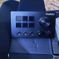 ستريم دوك • ٦ أزرار LCD • ٣ فرارات