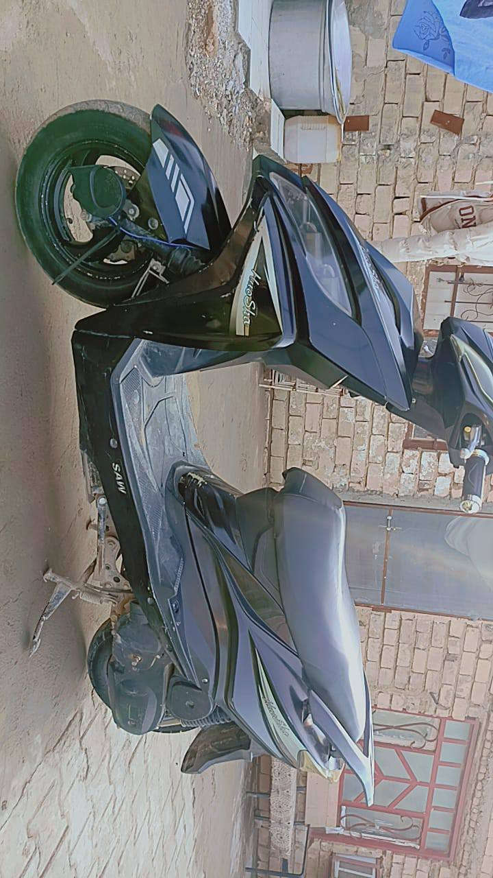 السلام عليكم اخوان جامبو فحل ياباني مكفوله من كلشي نكره سلف دراجه خير من الله ناعمه كلش كلشي ماعايزه بس عداد الكيلومتر يحتاج سيم باقي مكفول تجي تشغل وتروح هورن سيدان الاصلي مال تفصيخ سعرها 425 وبيها مجال للشراي مجالها زين رقمي *********** بي واتساب واكو تواصل خاص
