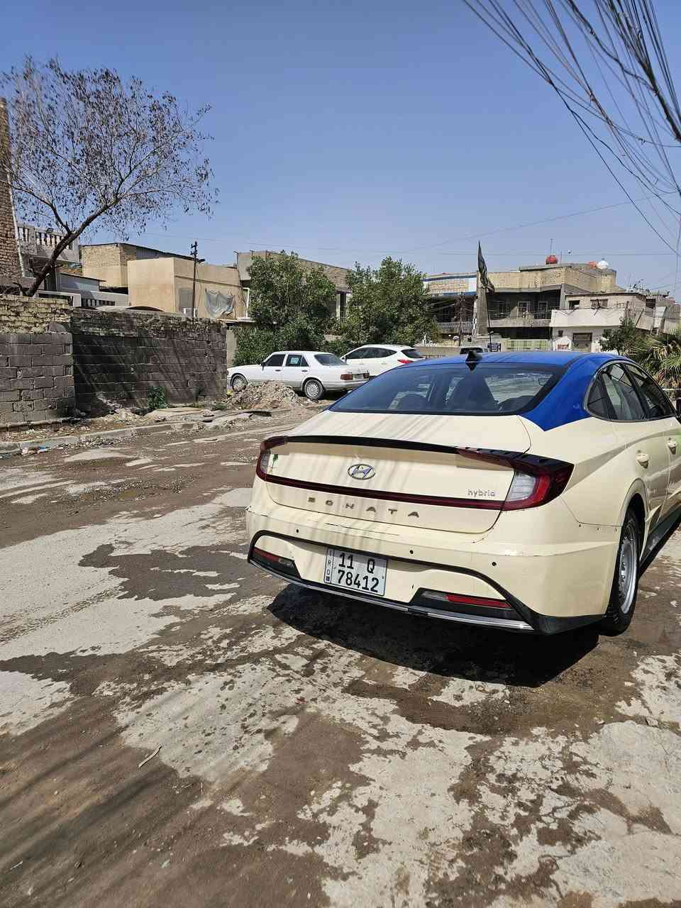 سياره البيع مراوس حسب القناعه السعر 130 بيه مجال تكسي دبي 2023 هايبرد***********
