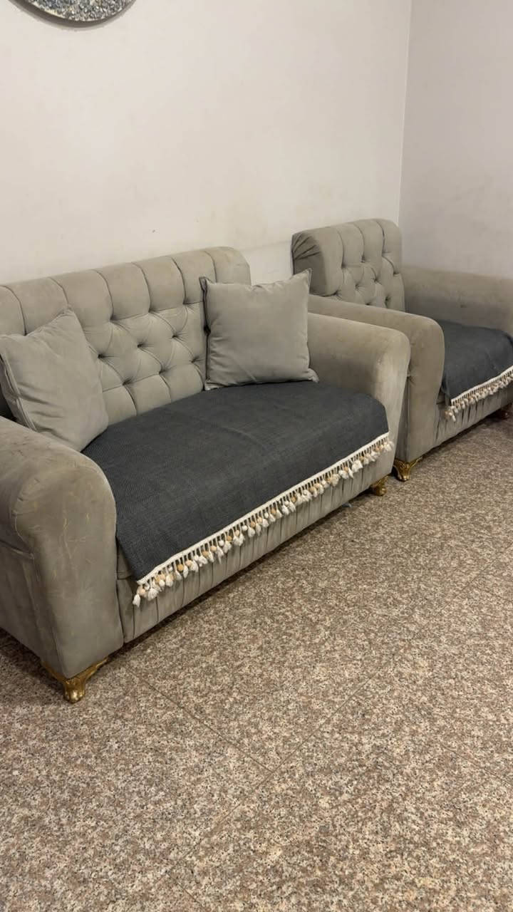 تخم عراقي تفصال اخو جديد 7مقاعد سعر ب250عنوان بغداد حي الجهاد


**إذا كنت صاحب هذا الإعلان وتريد حذفه لأي سبب، رجاءا أرسل رسالة إلى الدعم الفني**