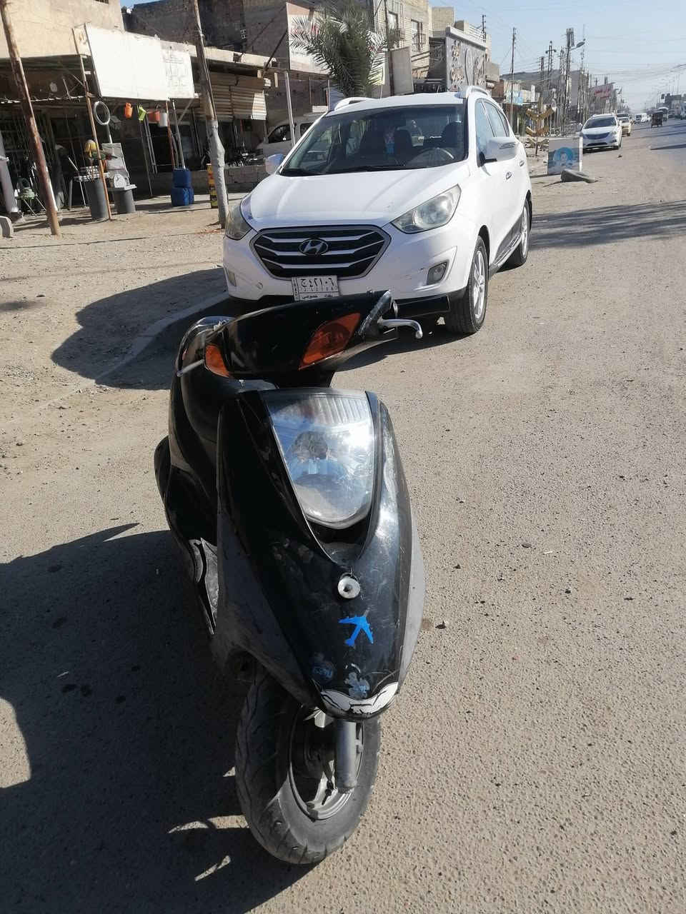 السلام عليكم دراجة للبيع بريز الدراجة نعومة شلعة معدل باتري جديد فلتر شوتة جديد سلف هندر شغال اشاير كلة شغال خير من الله بس بيهة كابريتر وصخ تكطيعة بصيطة السعر400وبيهة مجال للشراي مكاني الحسينية رقمي ***********وخادم للطيبين ولله محتاج اريد ادخل خصوصي طالب سادس ول دراجة مداريهة بانزين محسن ودهن ادير امزويل مفيس موجود
