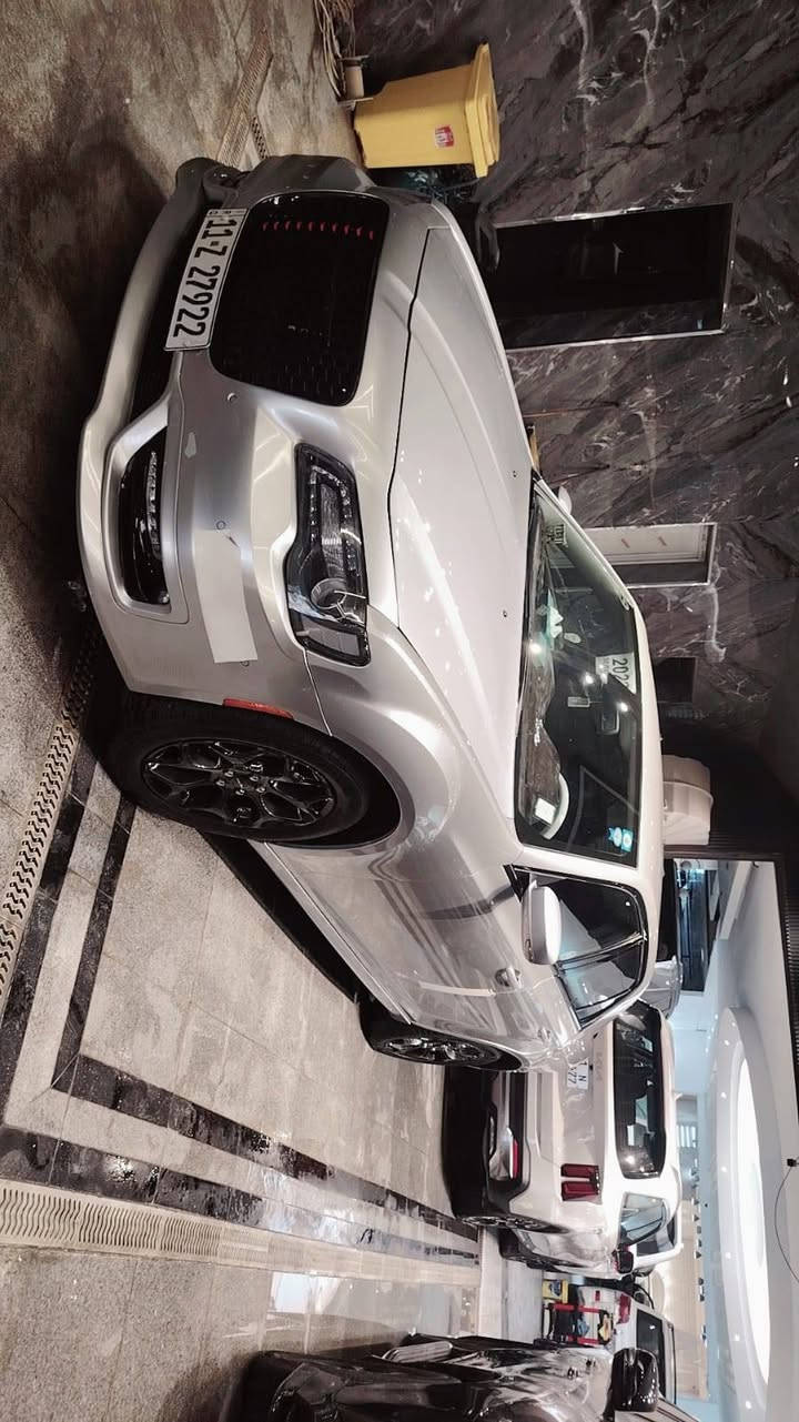 2023 اصل فور ويل صبغ احزام ماعدا بنيد وجنطه بدون ايرباك بدون دواخل  ماشيه 19 الف يعني زيرو مواصفات حساسات امامي خلفي نقط عمياء اكواب حار بارد استيرن خزن وتدفئه كشنات خزن تدفئه تبريد السياره فول ماعدا البانو راما  سعر (260)   ***********
