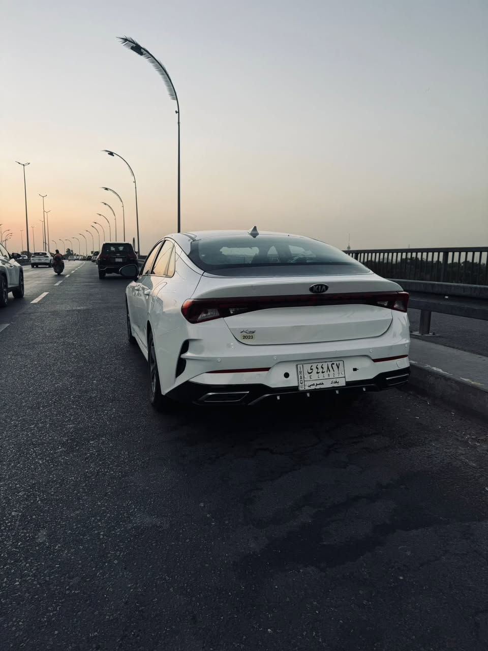 تحية طيبة اخوان
كي فايف ٢٠٢١

نظيفة جداً

محرك ١٦٠٠ تيربو
ماشيه ٩٢ الف ميل

وارد امريكي تبديل باب سائق نفس اللون وصيغ جاملغ خلفي

بدون ايرباك ✅

السعر ١٦٥ بيها مجال بسيط جداً

تواصل خاص او اتصال

***********
