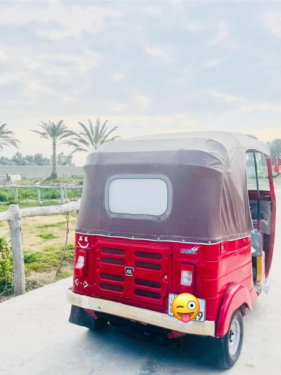 2018 رقم وسنويه واسط بلاديه مكفوله من صبغ الغودتها قطره صبغ ومعجون مابيها. فقط ل صفحه ليمنه بيها رشه صبغ للجماليه تكتك كلش نضيفه  مكاني كوت للاستفسار اتصل *********** تكتك ضالمتها لكامره
