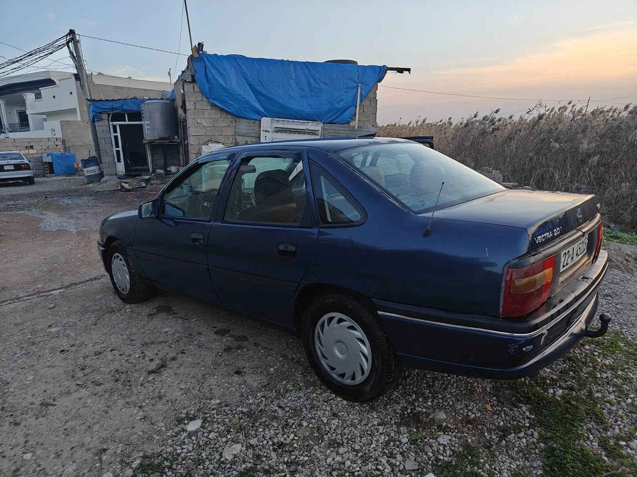 السلام عليكم اوبل فكترا للبيع حجم 20 اوتماتيك موديل 94
رقم اربيل سنويه منتهي سنه كير ومحرك شرط صدر امامي كله جديد اربع تايرات جديد باتري جديد شرط لا ضربه ولا حادث صبغ حزام فقط جماليه السعر 39 وبي مجال 
***********
