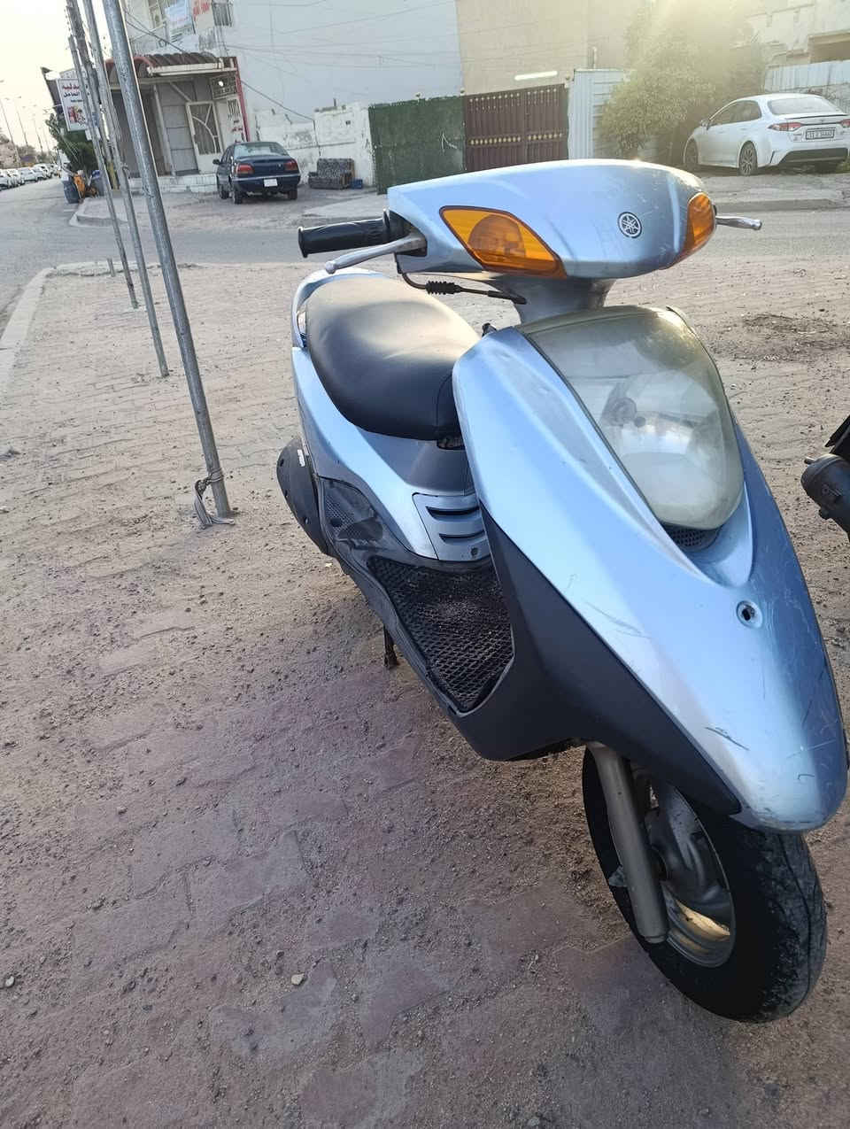 السلام عليكم للبيع بريز مكينه برغي ممفتوح بيه بلاد بلاد بلاد شلعه ومعدل ونعومه دراجه تخبل نقصه باتري
كفرات اصليه كيلو متر وكيج بانزين شغال بريكات شغاله مكاني بغداد حي العامل سعر450بيه مجال ***********
