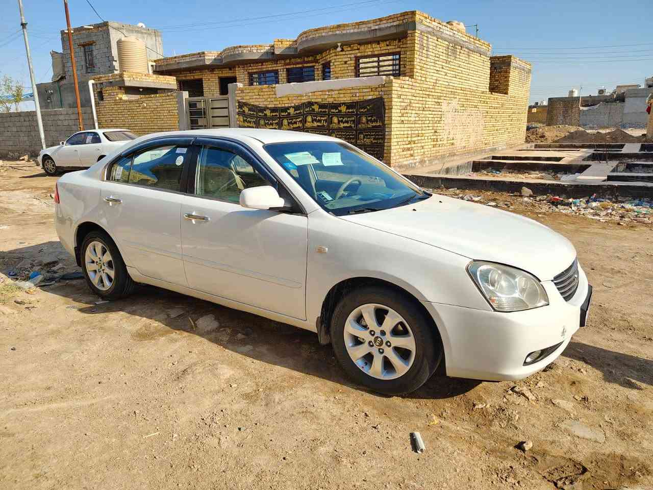 السلام عليكم
كيا اوبتيما 2008 وارد كوري 
كير ومحرك كفاله تبريد وحداديه وتخم تاير صبغ حزام سيارة جاهزة مال جناي السيارة احلى من الصور🟦
السعر $90 وبيها مجال قليل
مكاني ناصريه مركز
للأستفسار  
*********** وات ساب
