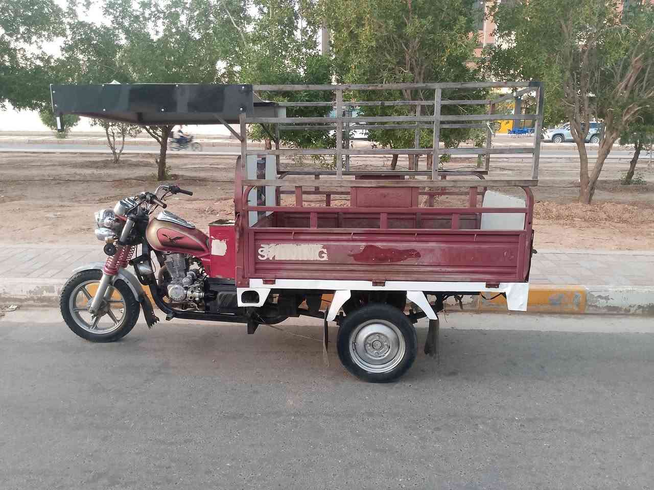 شباب ستوته للبيع موديل 20 وراق ستوته جديده وخير من الله كلهه شغاله ونضيفه سعر مليون 500 وبيه مجال مكاني رمادي رقم لهاتف ***********
