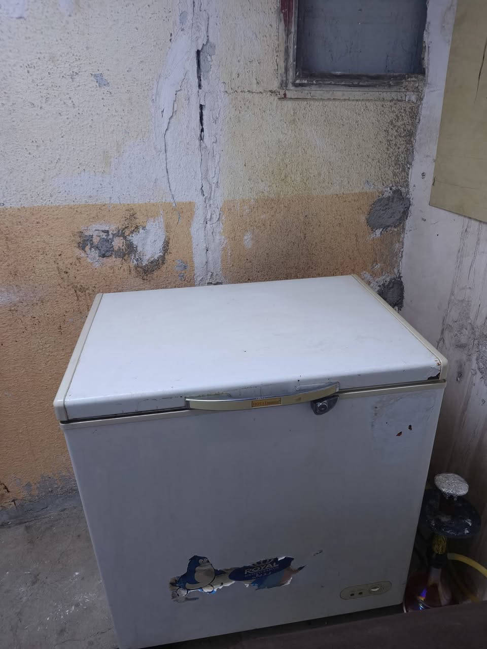 مجمده للبيع اي عيب ما بيها شغاله بس بيها لك شويه سعر 40 بمجال كركوك


**إذا كنت صاحب هذا الإعلان وتريد حذفه لأي سبب، رجاءا أرسل رسالة إلى الدعم الفني**