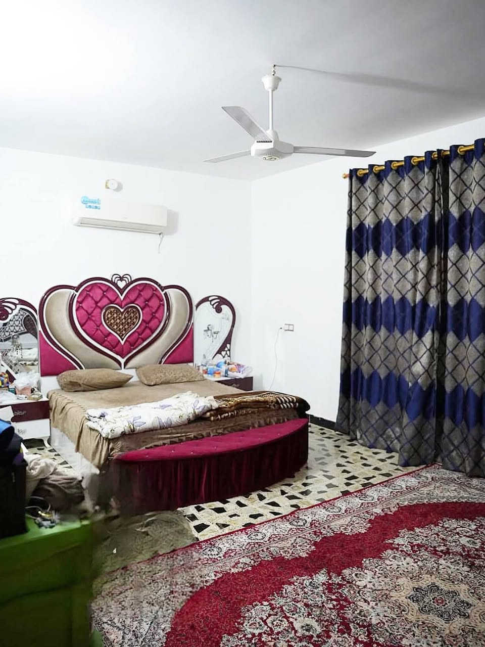 دار مساحة250متر طابقين موقع درة سامراء السكني
1•بناء حديث ومميز 
2•يحتويي 4غرف نوم 
3•يحتوي حمامات عدد2
4•يطل على شارع 12
5•حر تحويل مباشر 
6•مع ضمان حق المشتري مع مكاتبة تضمن حق مشتري 
••••••••••••••••••••••••••••••••••••••••••••••••
: ‏‪***********‬‏آي استفسار بخصوص الدرة بخدمتكم
