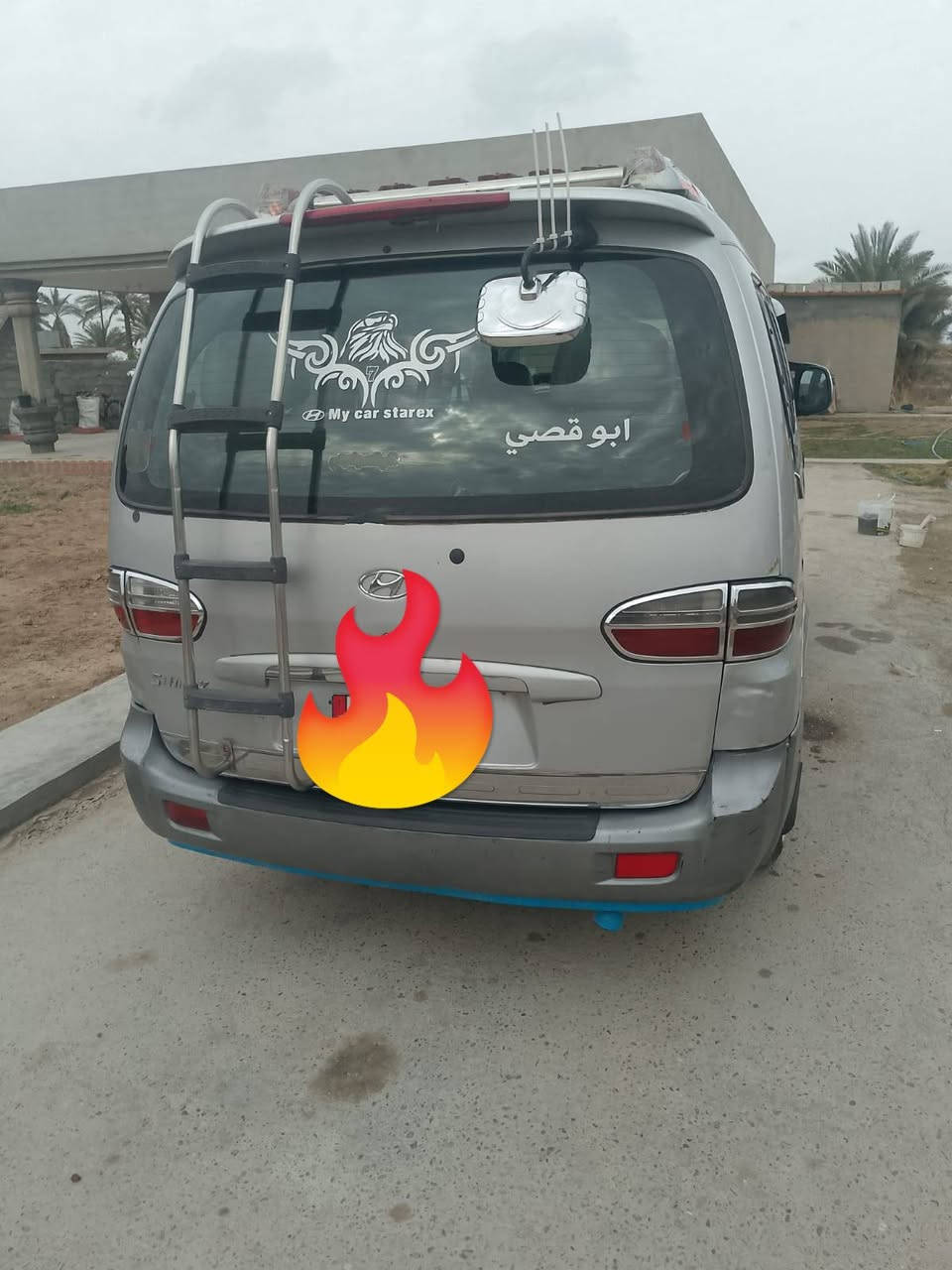 سلام عليكم ستاركس البيع موديل 2004سياره جاهزه من كلشي سياره نضيفه مكفوله كفاله عامه  كشر ومحرك وكسن وكير سياره مصفره غرامات سياره بسمي سنويه ال29 رقم انكليزي شرط تحويل ثاني يوم /مكان السيارة بغداد التاجي المشاهده رقم الهاتف أتصل وبيك خير ودلل /***********///***********/
