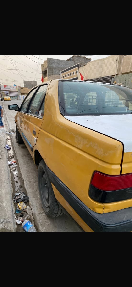 بيجو405مديل 2012رقمً بابل نكليزي مصفره هيئه وغرمات كير محرك خير من الله تخم تايرات جديد تحويل ثاني يوم سياره بس انكر سلف وطلع ما ناقصه شي سعره (20)ورقه بيه مجال قليل كلش مكان سياره بغداد مدينه لصدر 
تواصل خاص او على رقم ***********وساب او رصيد
