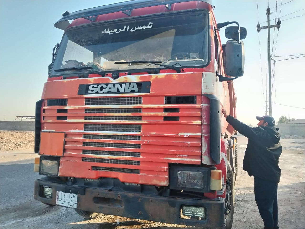 🔴سكانيا لكزس للبيع (البصرة الزبير)
-محرك ثمانية بم كهربائي
-كير 900 3x3 
سيارة جديدة،تبريد بلاد،سنوية ما منتهية ،شرط التحويل 

اتصال : ***********
