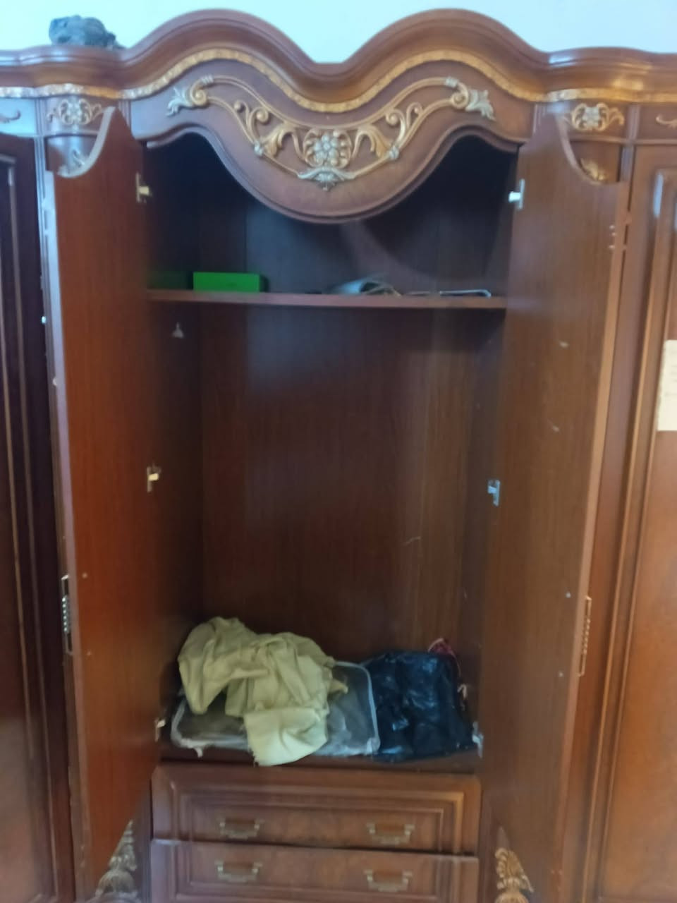 غرفة تكمة  معروضة  للبيع    مكان بغداد  شارع  حيفا   اي  ضرر ماكو


**إذا كنت صاحب هذا الإعلان وتريد حذفه لأي سبب، رجاءا أرسل رسالة إلى الدعم الفني**