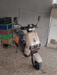 ماطور شحن • ٥ بطاريات • موديل ٢٠٢٥/١١